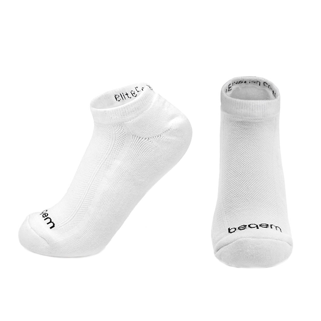Beqem Sneaker-Socken aus ägyptischer Baumwolle – weiß, atmungsaktiv & langlebig. Perfekte Passform & hochwertige Qualität.