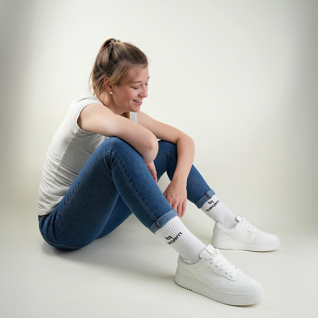 Beqem weiße Socken aus ägyptischer Baumwolle – atmungsaktiv, weich & langlebig. Perfekt für Komfort & Qualität im Alltag