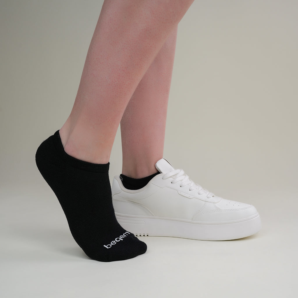 Beqem Sneaker-Socken aus ägyptischer Baumwolle – schwarz, ultraweich & atmungsaktiv, perfekter Sitz für ganztägigen Komfort.