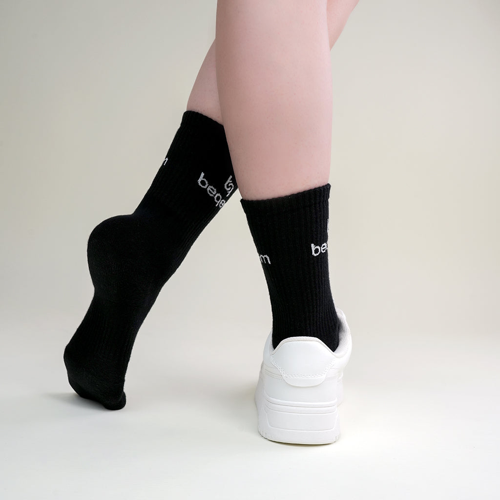 BSSET1SB0102001, BSSET1MB0102001, BSSET1LB0102001, Beqem schwarze Socken aus ägyptischer Baumwolle – weich, atmungsaktiv & langlebig. Ideal für Damen, Sneaker & den Alltag.