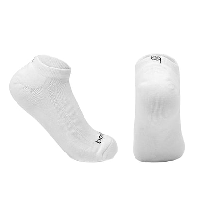 Beqem Sneaker-Socken aus ägyptischer Baumwolle – weiß, atmungsaktiv & weich. Perfekter Halt & langlebige Qualität für Herren.